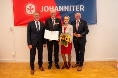 Verleihung des Verdienstordens an Hans Hunfeld
